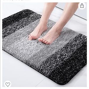 New hombre black bath mat
